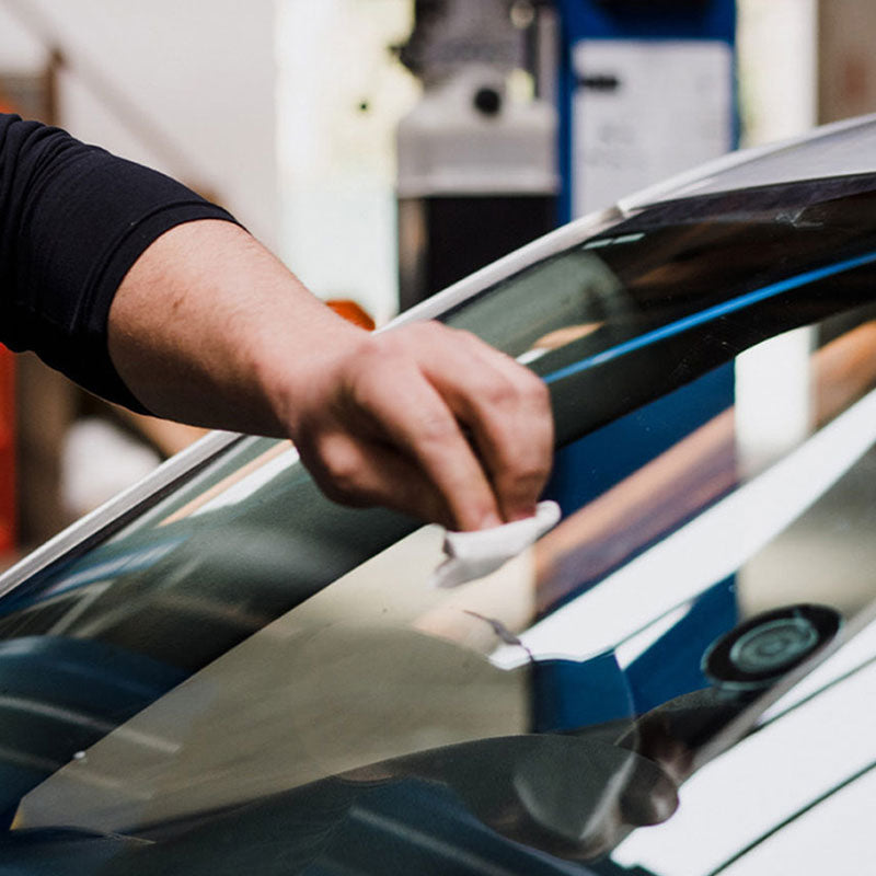 💫Kaufen Sie 4 und erhalten Sie 6 gratis💫Schnell wirkendes Auto-Windschutzscheiben-Riss-Reparaturset