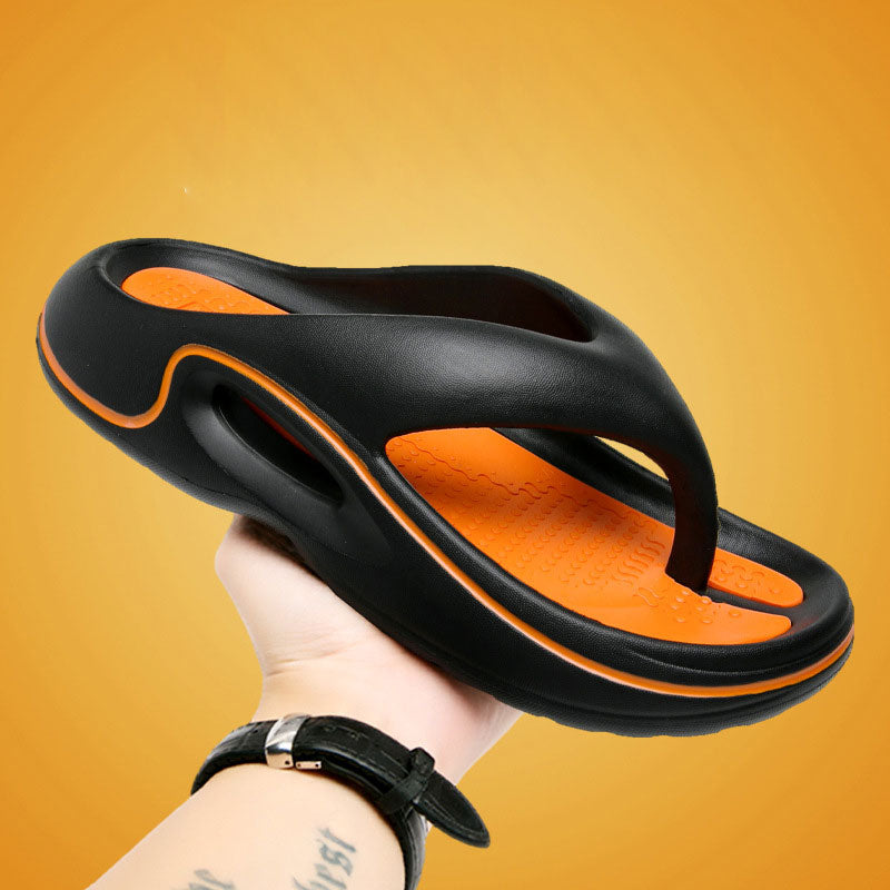 Bequeme Sommer-Flip-Flops mit dicken Sohlen