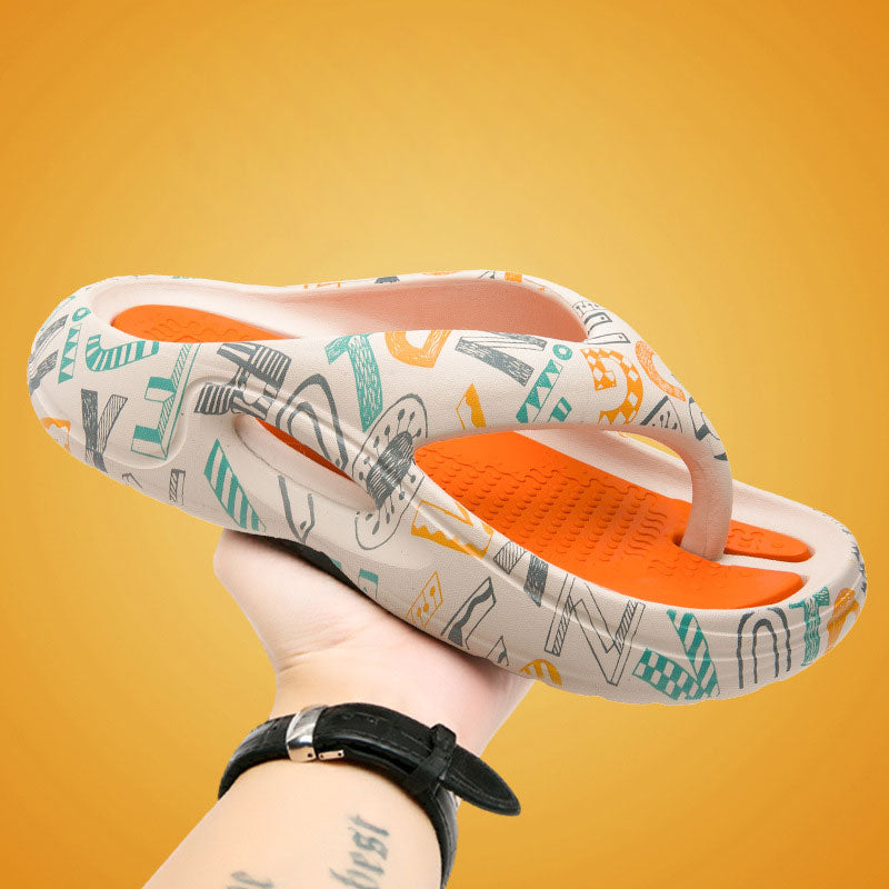 Bequeme Sommer-Flip-Flops mit dicken Sohlen