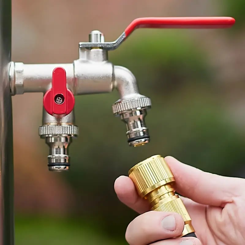 🚰 🔧 WRAS-zugelassener Doppelauslass-Außenhahn – Frostsicheres Messing, Eingebautes Rückschlagventil & Perfekt Für Garten & Hausgebrauch 🏠