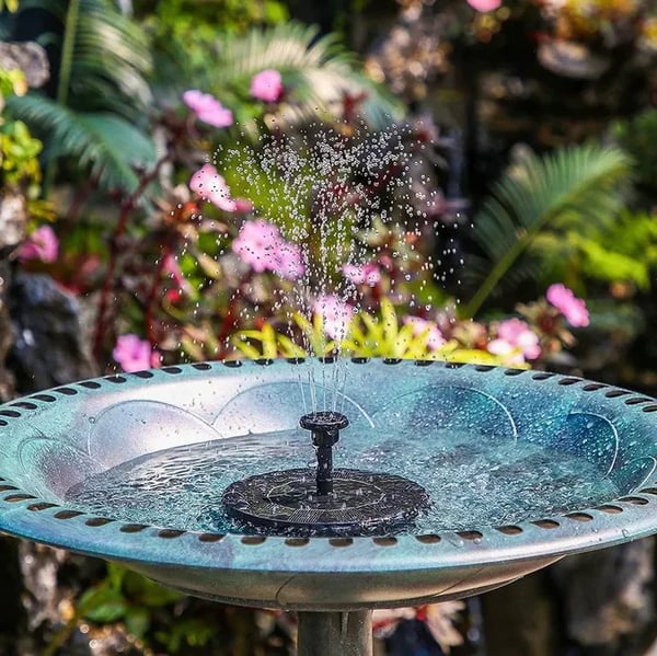 ✨Solarbetriebene schwimmende Fontäne, geeignet für Miniatur-Gartensprinkler, Steingärten und Teiche im Freien✨