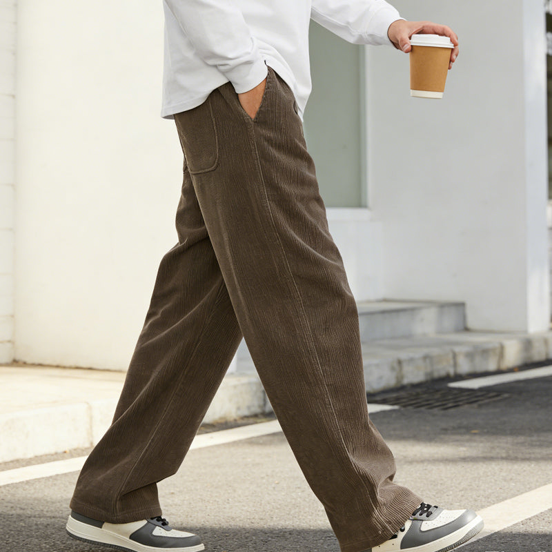 Herrenhose mit lockerer Passform, Kordelzug und Taschen