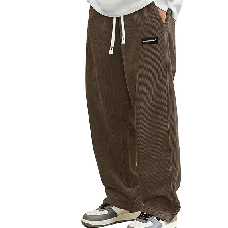 Herrenhose mit lockerer Passform, Kordelzug und Taschen