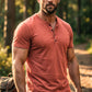 👕 JETZT 50 % RABATT! 🔥 Herren Kurzarm-Henley-T-Shirt – Klassischer Stil, weicher Stoff & perfekt für den täglichen Gebrauch 🏠