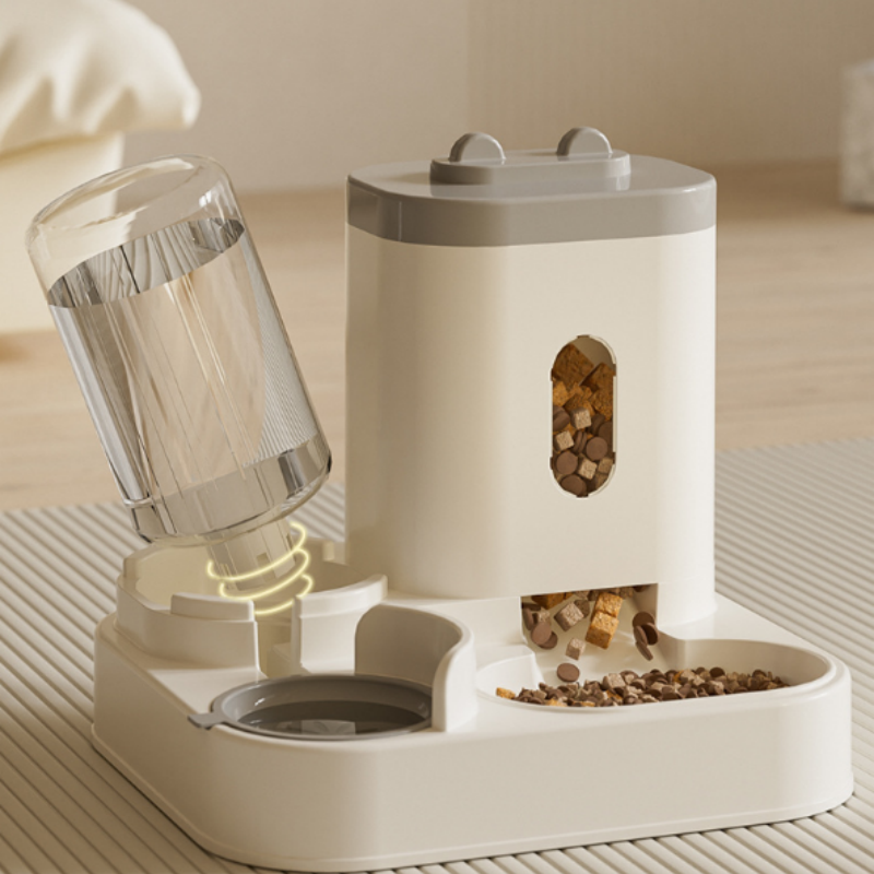 🐱 50% RABATT! 🍽️ 2-in-1 Automatischer Futter- & Wasserspender – Futter & Wasser in einem Gerät – Ideal für Hunde, Katzen & unterwegs 🔥💧