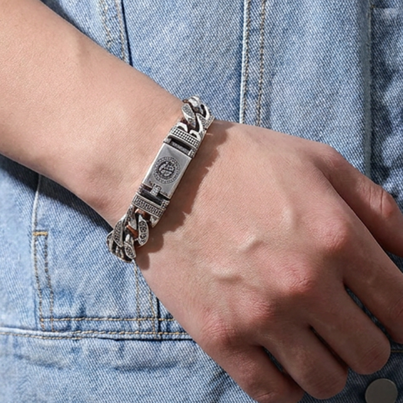 Men's Retro Six‑Syllable Mantra Bracelet – Meaningful, Masculine, Eye‑Catching ✨